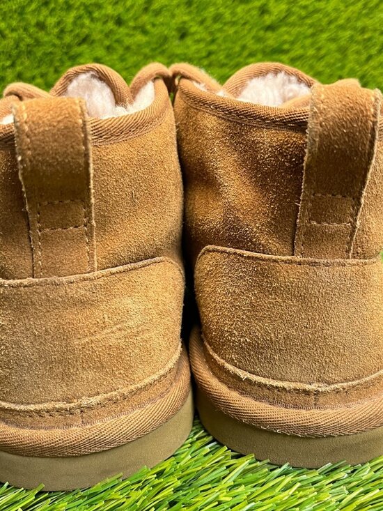 UGG Neumel Mens Size 9 Brown Casual Classic Outdoor Suede Lace Up Chukka Boots main image 4